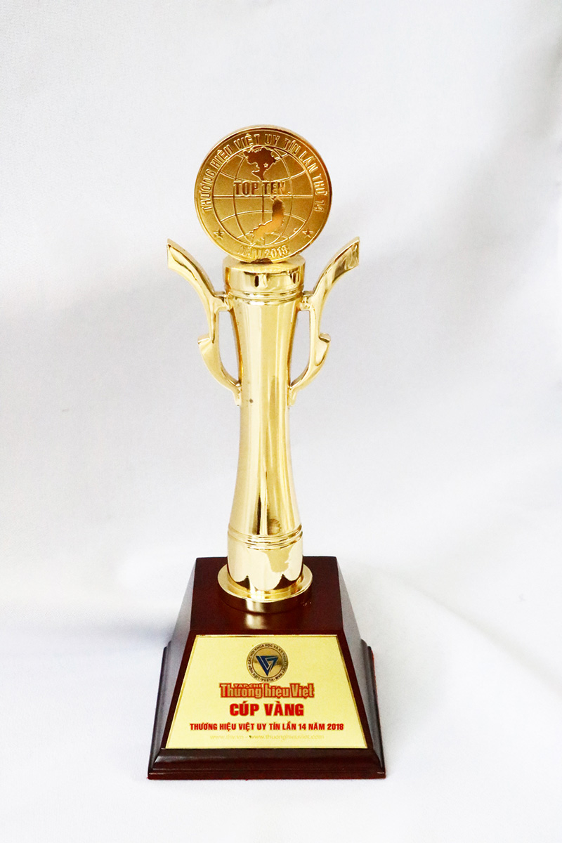 khen thưởng công ty hương thanh